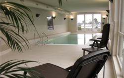 Entspannen Sie im fantastisch gestalteten Wellnessbereich